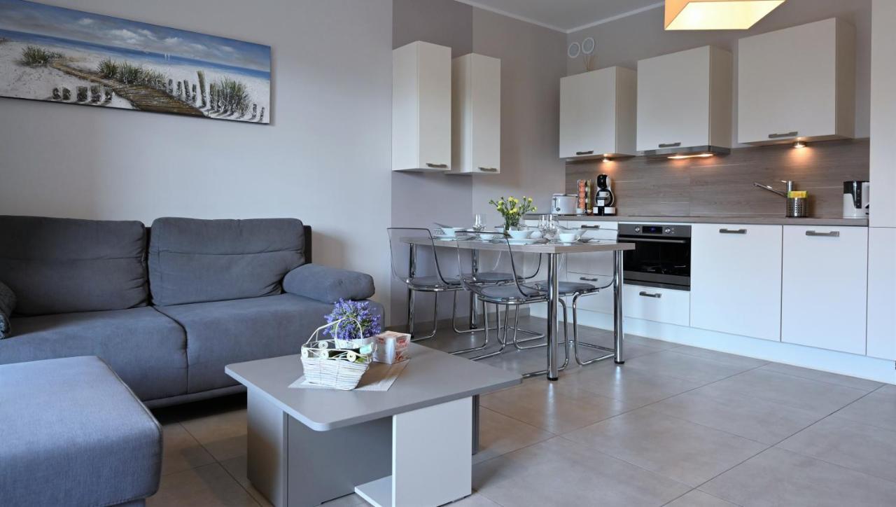 Apartament Plaza 7 - Rezydencja Nadmorska Rogowo Rogowo  Extérieur photo